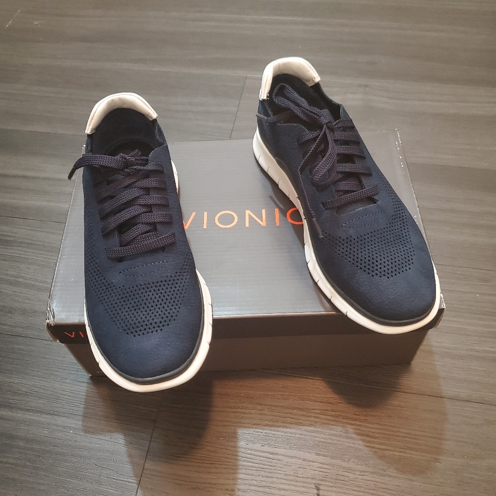 Vionic Fresh Joey Gray Sneakers and Navy S…